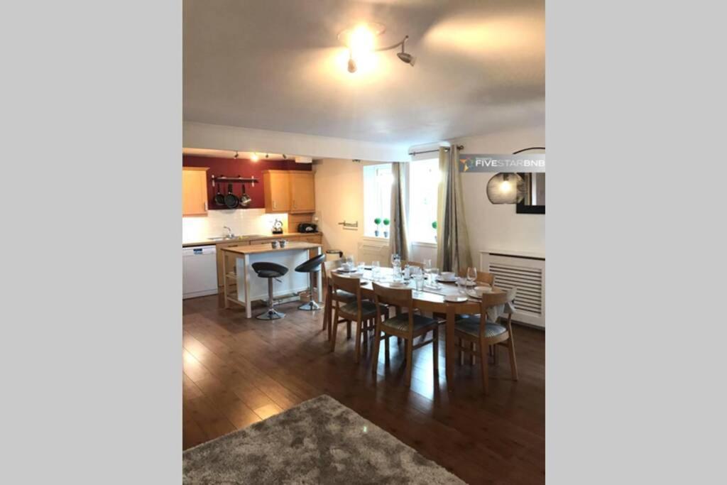 Waterfront Living In Leith With Free Parking! Lejlighed Edinburgh Eksteriør billede