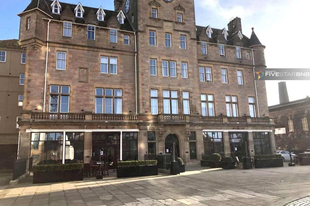 Waterfront Living In Leith With Free Parking! Lejlighed Edinburgh Eksteriør billede