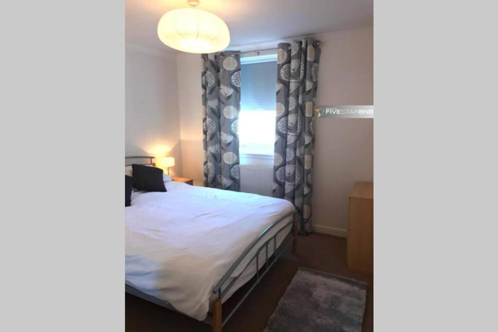 Waterfront Living In Leith With Free Parking! Lejlighed Edinburgh Eksteriør billede
